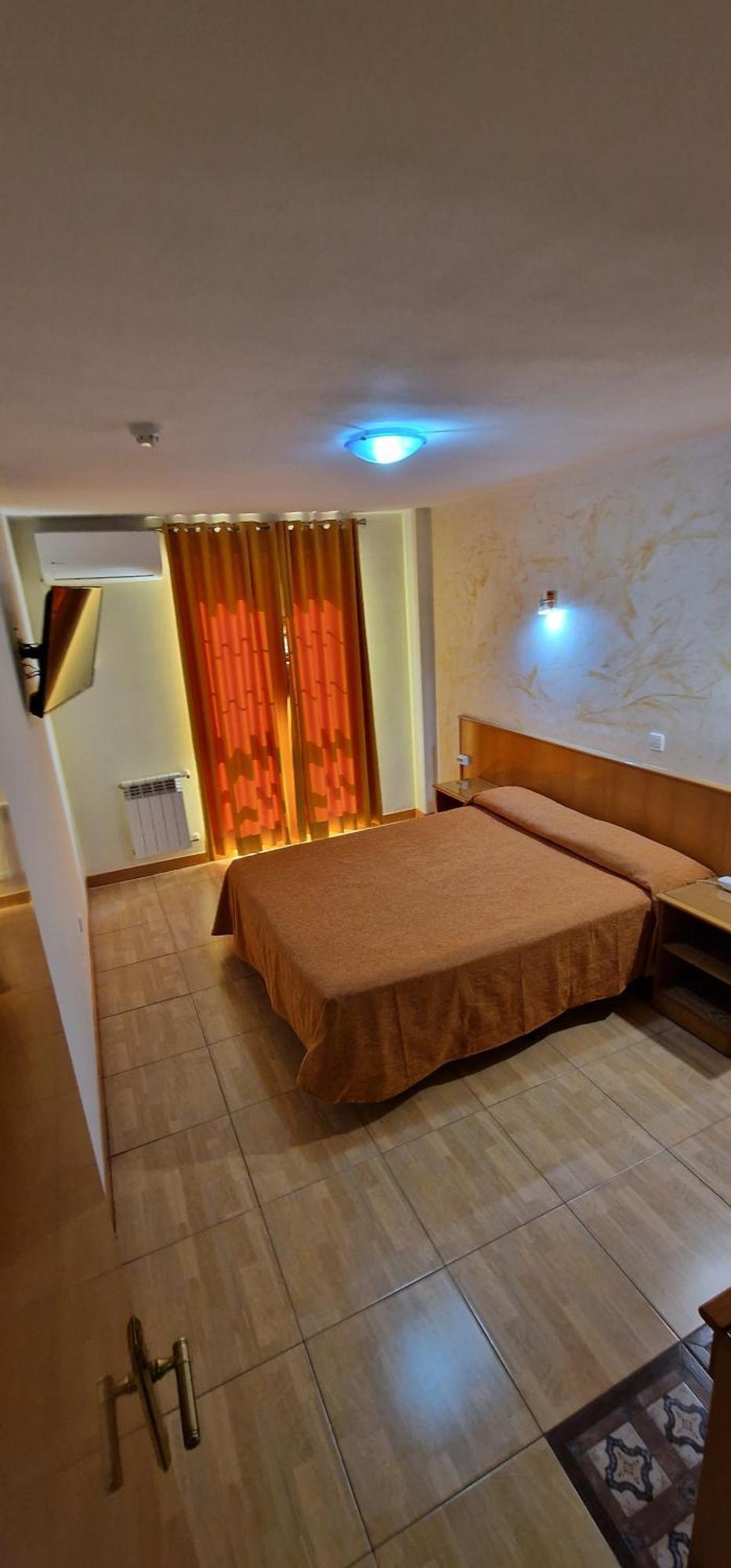 Hotel Camargo Igollo Екстер'єр фото