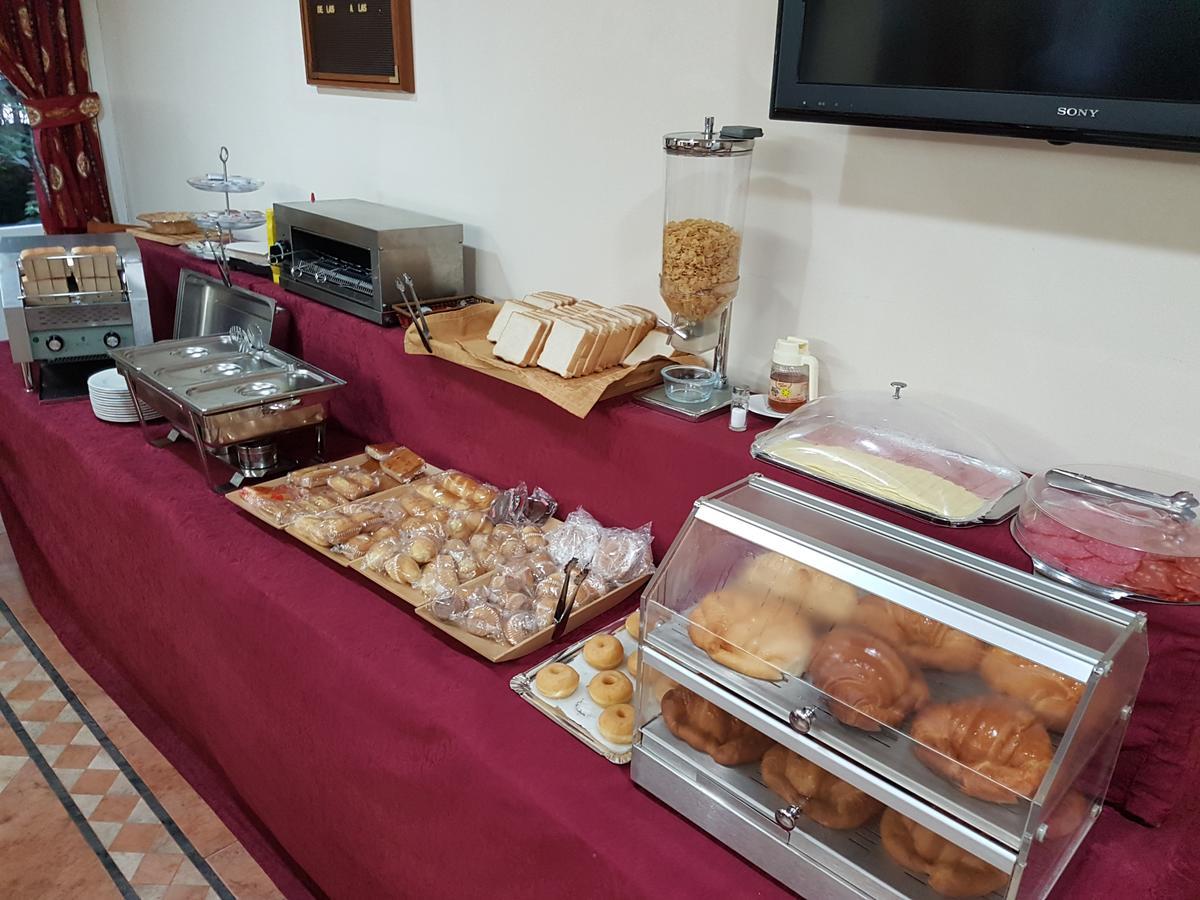 Hotel Camargo Igollo Екстер'єр фото