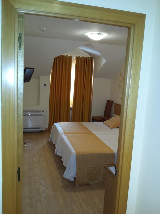 Hotel Camargo Igollo Екстер'єр фото
