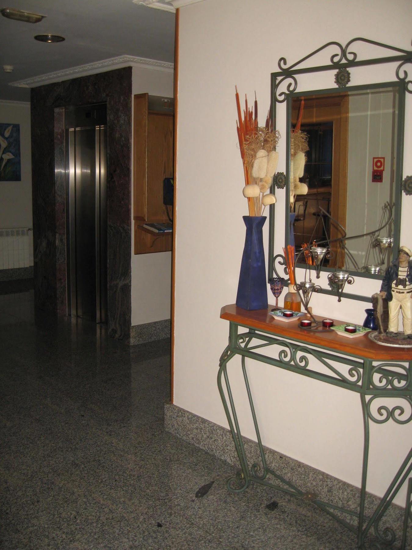 Hotel Camargo Igollo Екстер'єр фото